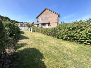 Photo 25- click for photo gallery